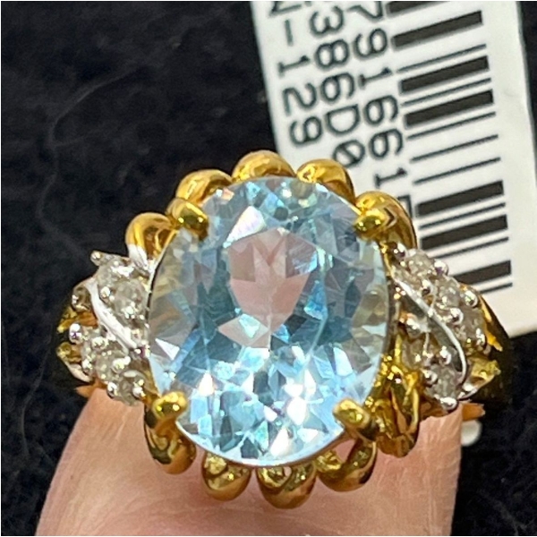 10K Gold, Blue Topaz and Diamond Ring (total weight 3.6g)