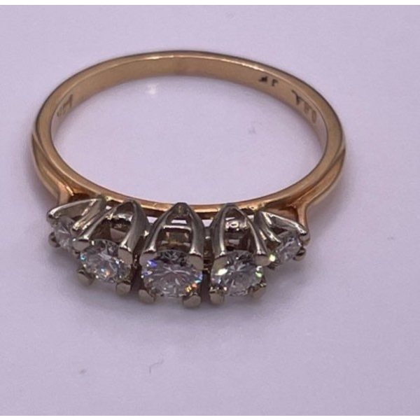 One Lady's Five Diamond Ring 14K YG, Weighs 2.2g 