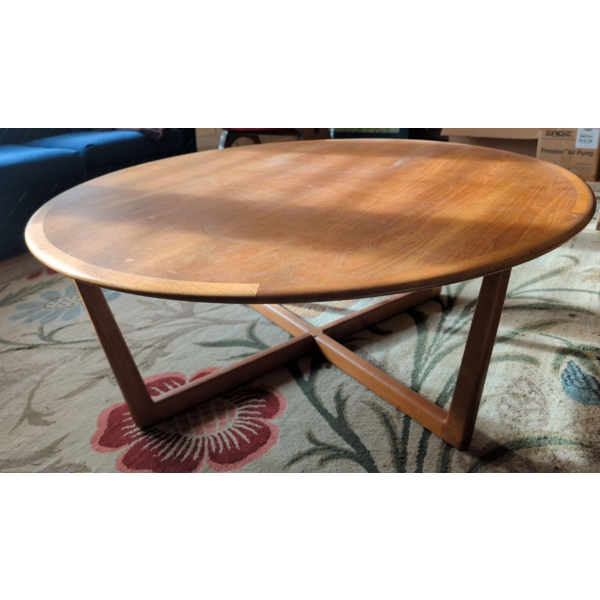 Gorgeous Danish Mid Century Round Teak Coffee Table - Starburst 