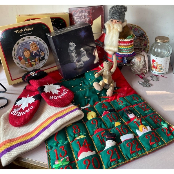 Holiday Advent Calendar Mittens Decorative Plates & More 