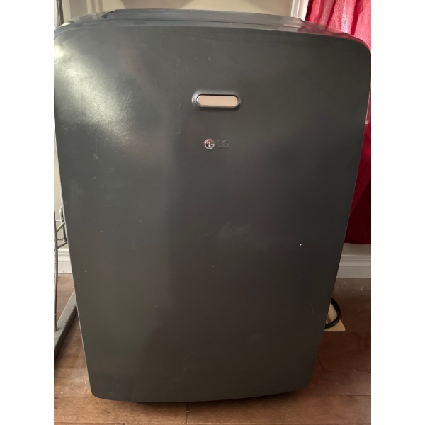 LG Portable Air Conditioning Unit Mo.LP1217GSR 12000 BTU