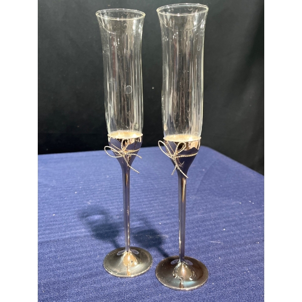 Pair of Vera Wang Wedgwood Champagne Flutes