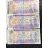 Image 3 : Collection of Several Vintage Canadian Ten-Dollar Bills