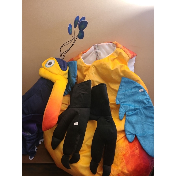 Disney "Kevin" Bird Costume, Adult Size 3X