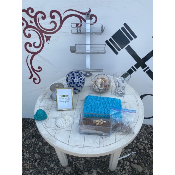 Home Decor and Bathroom Accessories Lot