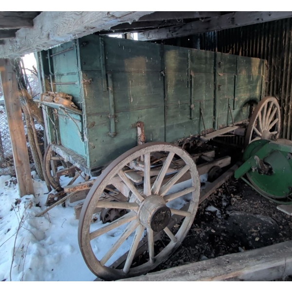 Wood Wheel Farm Wagon