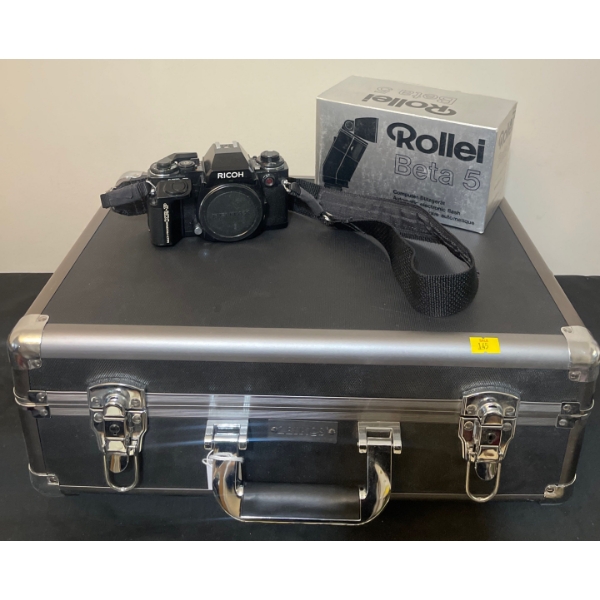 RICOH XR-P Multiprogram & Rollei Beta 5 w/ Hard Case Full Of Flashes 