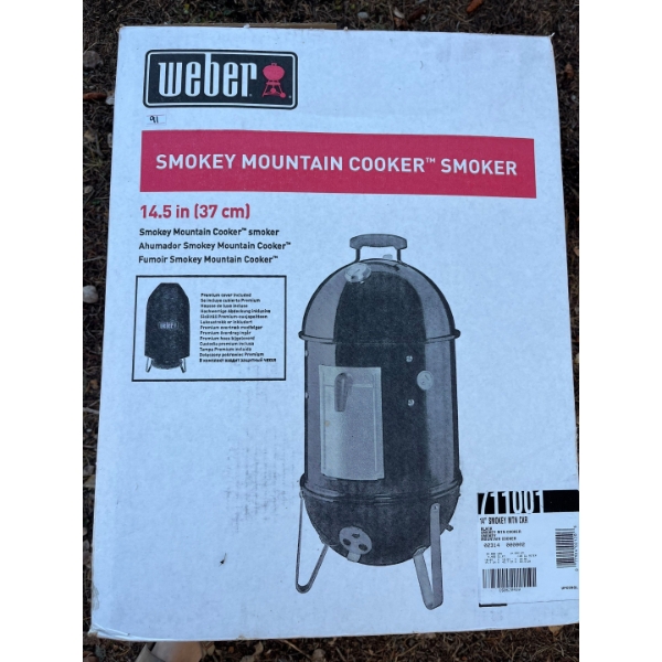   Webber smoky Mountain cooker smoker 14.5 inch new inbox never used