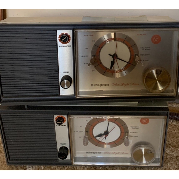 Pair of Westing House Slow Light Series Mo.934L5 