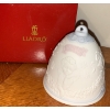 Image 1 : Lladro Porcelain Bell 2000 Christmas Bell 