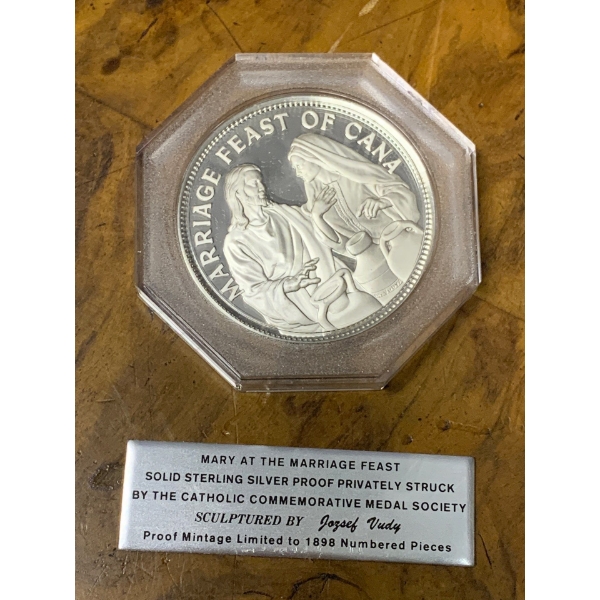 'Mary At The Feast' Coin From the Catholic Commemorative Medal Society - Sterling Silver Proof 26g 