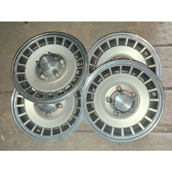 Vintage FORD Truck & SUV 15" Wheel Covers (4)