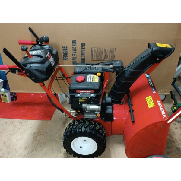 Troy-Bilt Xtreme Auger 28  Model No. 31AH5404563