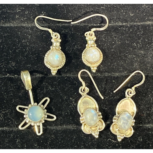 Collection of Blue & White Stone Earrings and Pendants