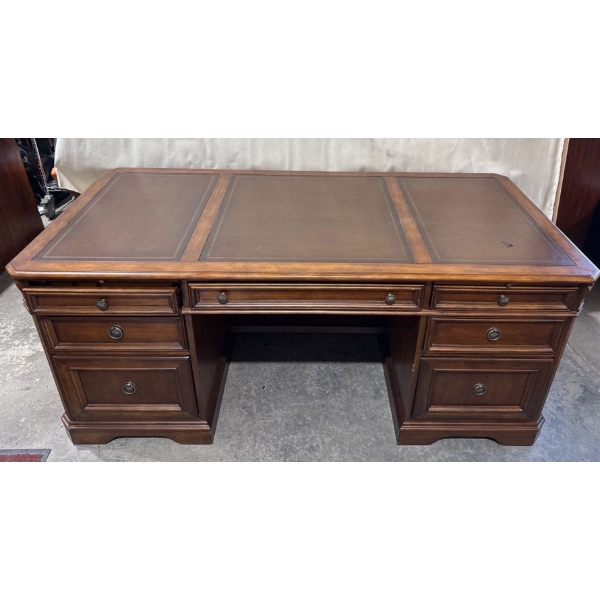 Gorgeous Large Solid Wood Desk By Hooker Furniture - 71W, 34D, 31T 