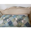 Image 5 : Complete Twin Bed Set with Painted Headboard and Quilted Spread