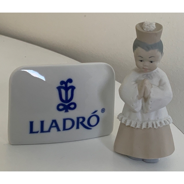  LLADRO Porcelain Small Choir Boy Figurine Matte (4.5T) w/ LLADRO Sign 4L  