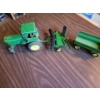 Image 1 : ERTL John Deere Tractor w/ Flare Box Wagon & More 21L