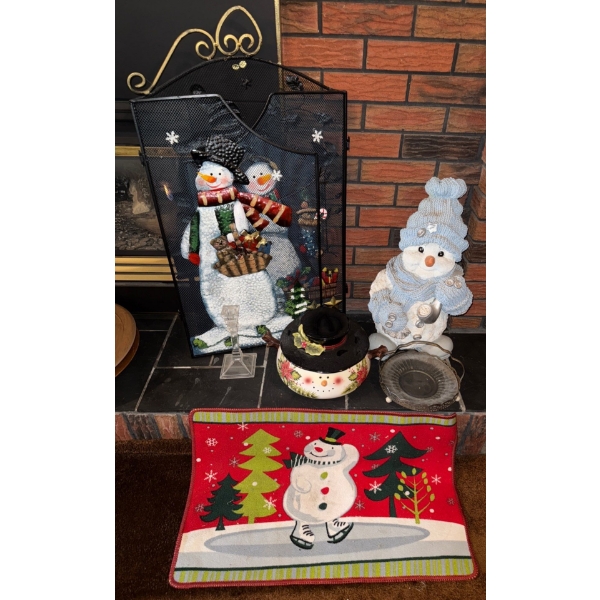 Winter Charms - Snowman Seasonal Decor 22T