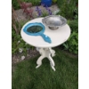 Image 1 : White Painted Side Table with Silver-Coloured Bowl and Blue Hand Mirror