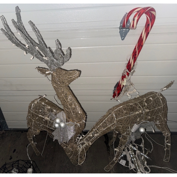 Holiday/Seasonal Lawn Decor - LED Reindeer w/ Light Up Candy Cane