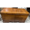 Image 1 : 1932 Cedar Chest 42Wx20Dx24H
