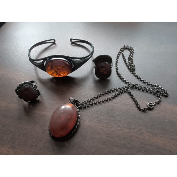 Stamped 925 Silver & Amber Jewelry Collection 59.02g