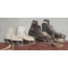 Image 1 : Vintage Youth Ice Skates (2 Pairs) 
