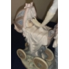 Image 5 : LLADRO Retired 'Baby's Outing' Porcelain Figure  - 3W, 10D, 13T 