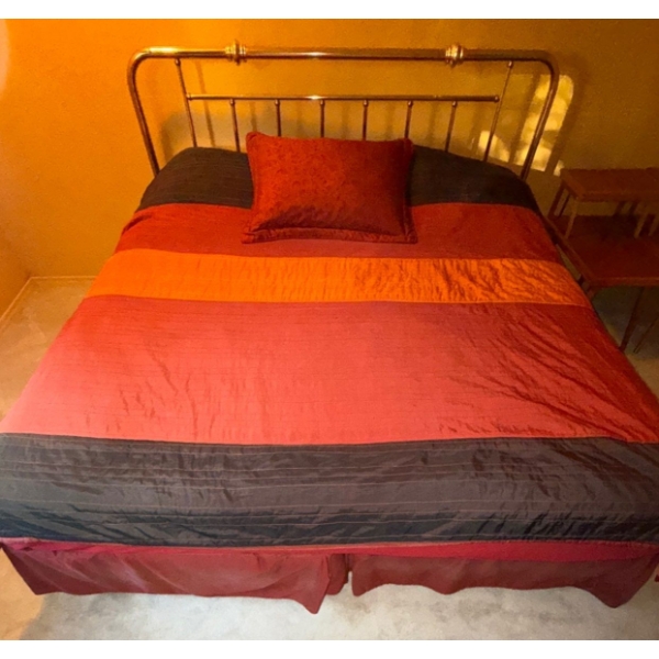 King Size Brass Bed w/ Frame, Mattress & Box Spring