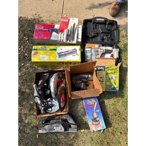 Assorted Power Tools