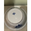 Image 2 : Blue and White Floral Porcelain Pitcher and Basin Set