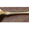 Image 2 : Oneida Stainless Golden Cutlery and Box 19 W, 11.5 D, 4 T
