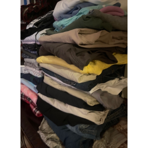 C36 Piles & Piles of Bottems Day / Night Ladies Size M 