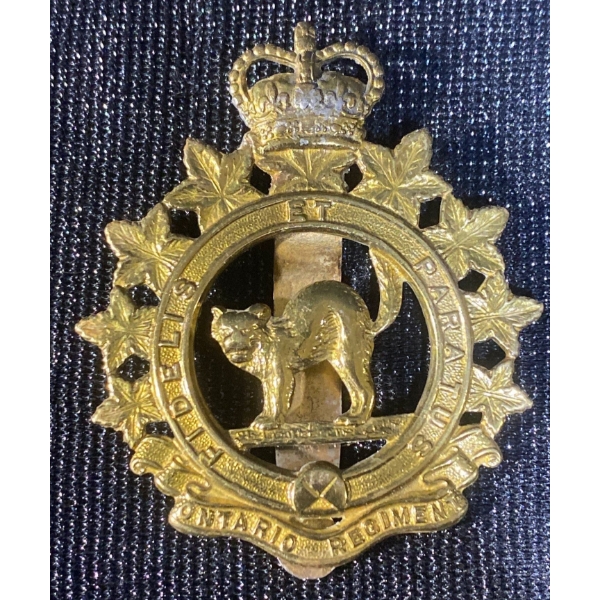 WWII Canadian Ontario Regiment Cap Badge