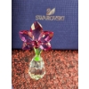 Image 4 : Swarovski Crystal Lot: Heart, Blue Flower with Stand, and Pink Flower Figurines in Original Boxes