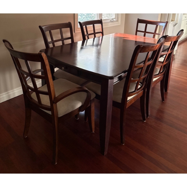 Dark Wood Dining Set W/Six Chairs ++ Extension Leaf  40x64x31"tall