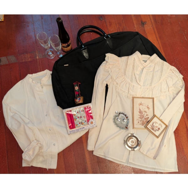 Vintage Vineyard Essentials - Linen Blouse Large Travel Bag Fantasyland Vino Glasses & more