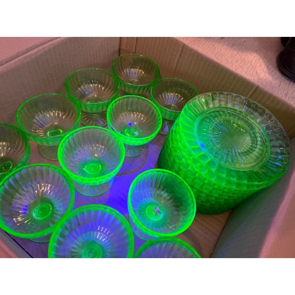 amazing collection of green uranium, dessert, bowls, and plates 11 in total all in really great cond