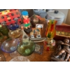 Image 2 : Large selection of vintage items, lunch boxes, glasses, carnival glass, pots, pens, small lanterns, 
