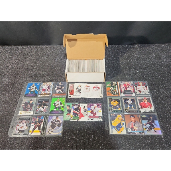 1 Box Of Phoenix Coyotes 1996-2026 Era Hockey Cards With 2 Sleeves		