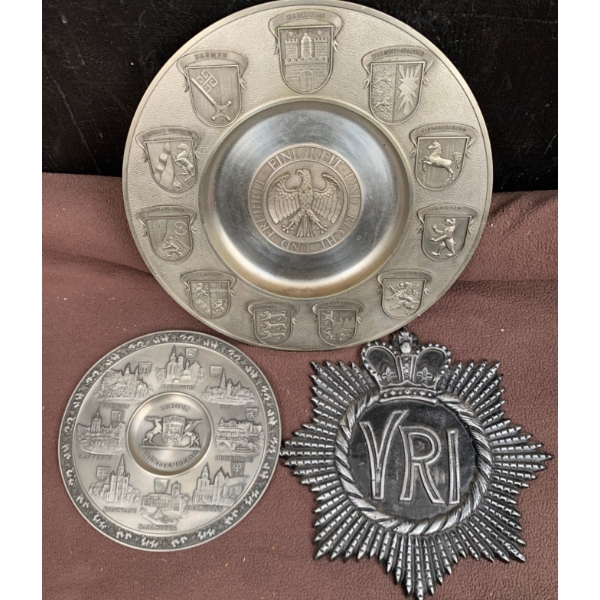 Metal Family & Army Wall Plaques (3) 