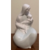Image 4 : LLADRO Porcelain 'Blessed Mother w/ Infant Jesus 8T