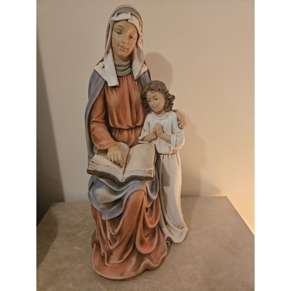 Mary & Child Reading Bible 22T