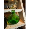 Image 5 :  Hand blowing glass, including a hand blowing glass, decanter, small sun suite green circle juice bo