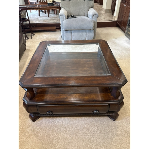 Glass & Wood Coffee Table With Storage 36 x 36x 21T