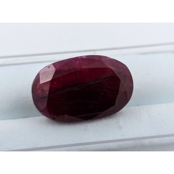 15.06 ct Certified Red Ruby gemstone ($4,518 Appraisal)