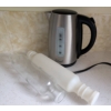 Image 8 : Kitchenware Lot Featuring Glass, Ceramic, and Metal Items