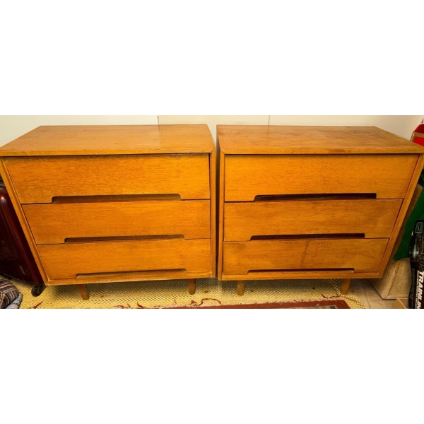 Mid Century Oak C Range 3 Drawer Chests Designed By J&S Reid For Stag Furniture