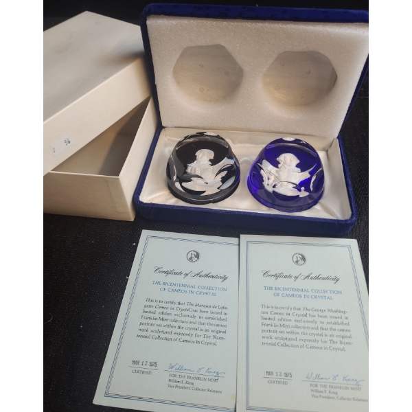 Franklin Mint- Baccarat Cameo in Crystal Paperweights: Marquis de Lafayette and George Washington